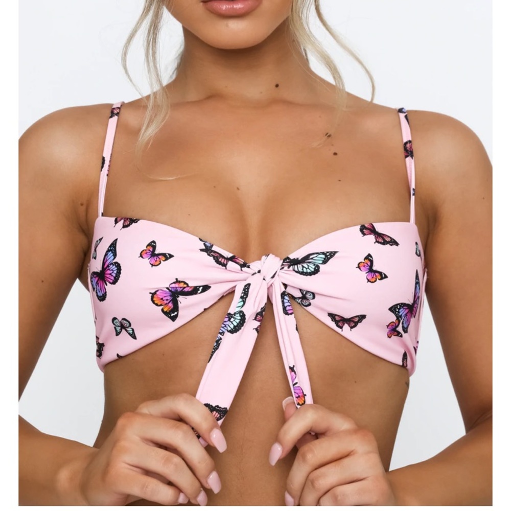 White Fox Boutique butterfly Copacabana top Size Medium